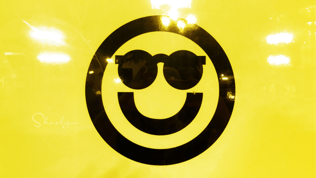 modern smile face with sunglasses to show the employee digital experience