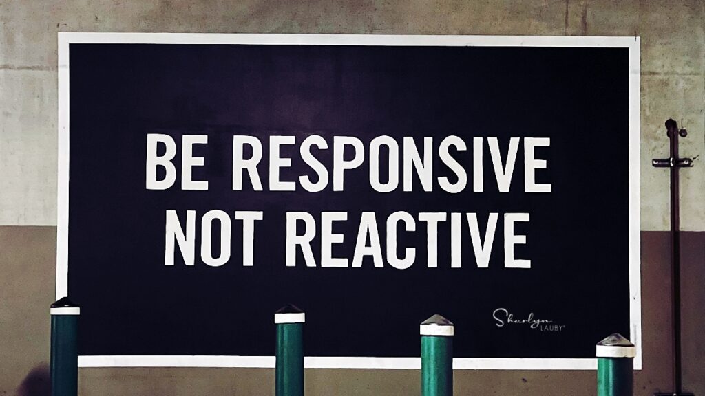 wall sign be responsive in leadership and management